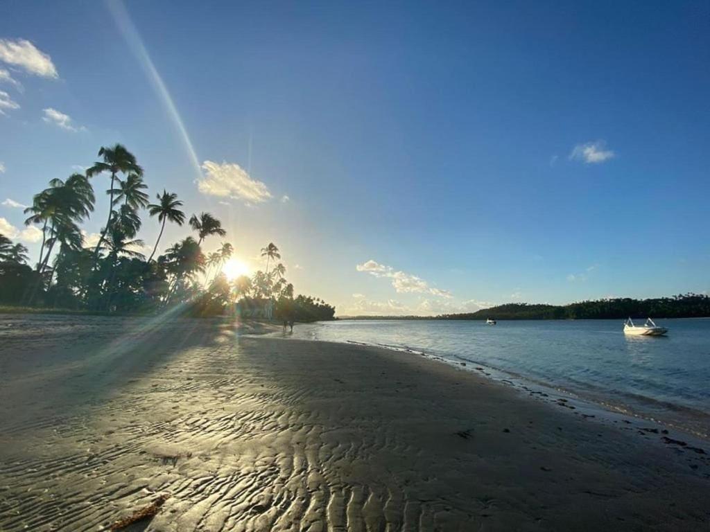 Flats, E Bangalos Na Dos Carneiros, Ao Lado Da Igrejinha De Sao Benedito