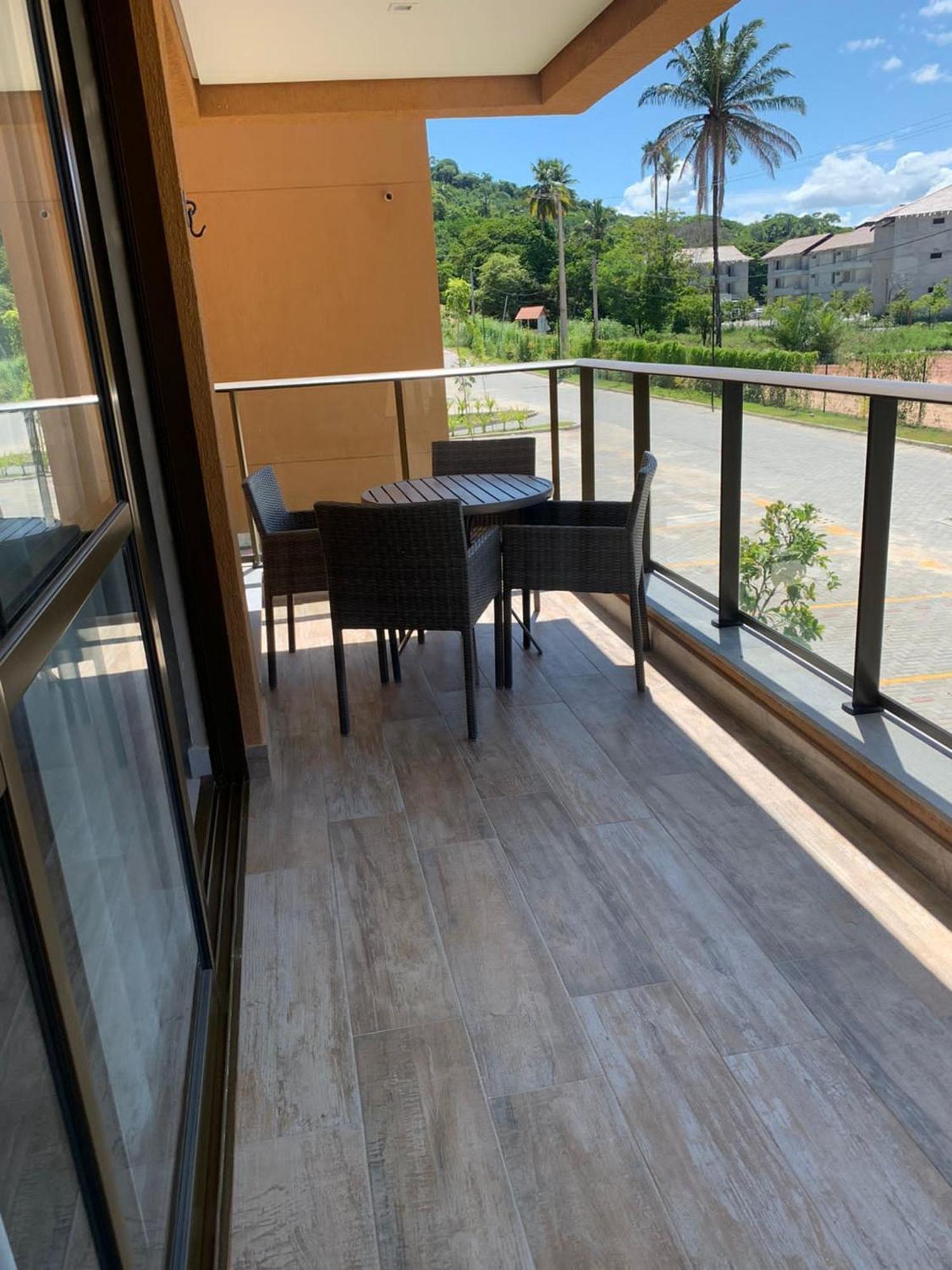 Flats, E Bangalos Na Dos Carneiros, Ao Lado Da Igrejinha De Sao Benedito *